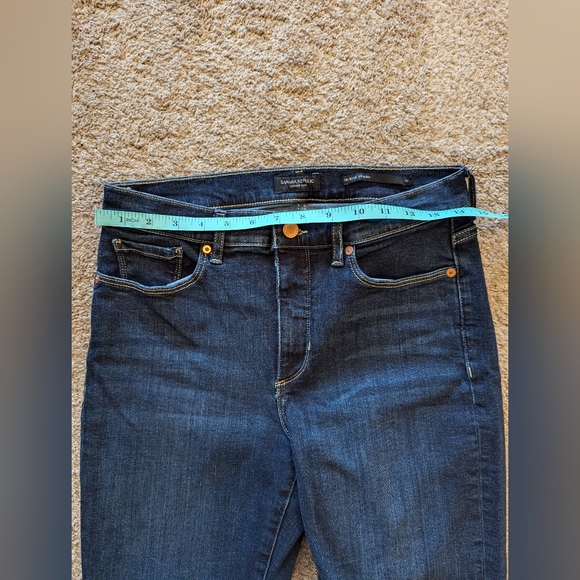 Banana Republic Mid rise Skinny Jeans Size 28 in Una Wash - Picture 3 of 9